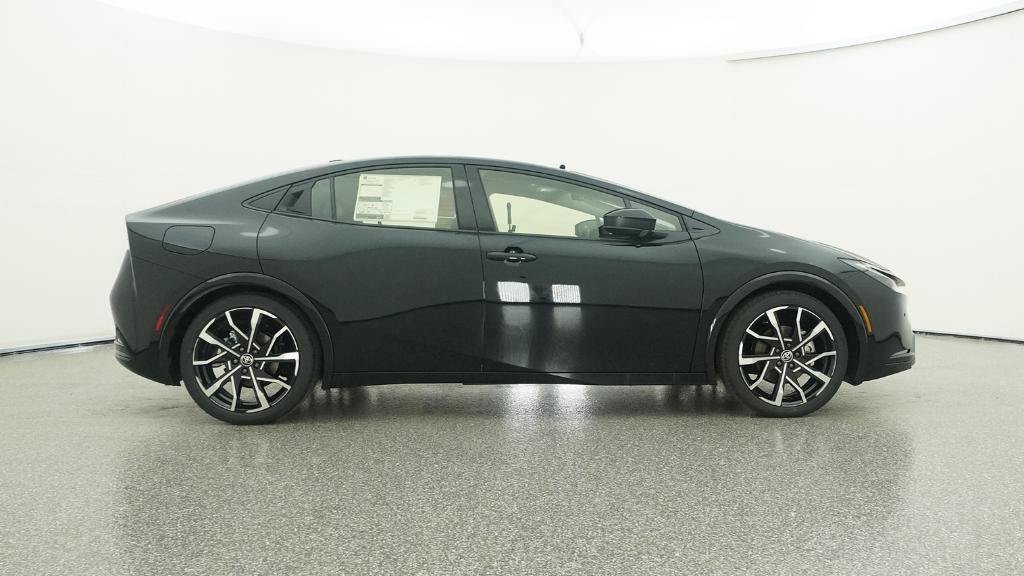 New 2026 Toyota Prius Plug-In Hybrid FWD image 26