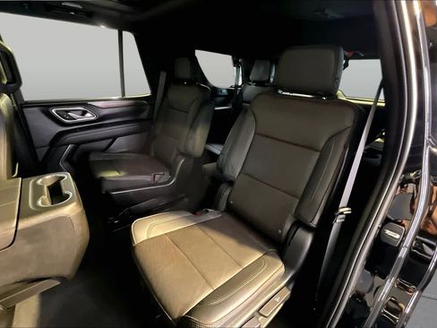 Used 2023 Chevrolet Tahoe High Country w/ Premium Package 2 AWD/4WD image 21