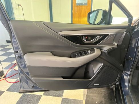 Used 2024 Subaru Outback Onyx Edition w/ Popular Package #2 image 33