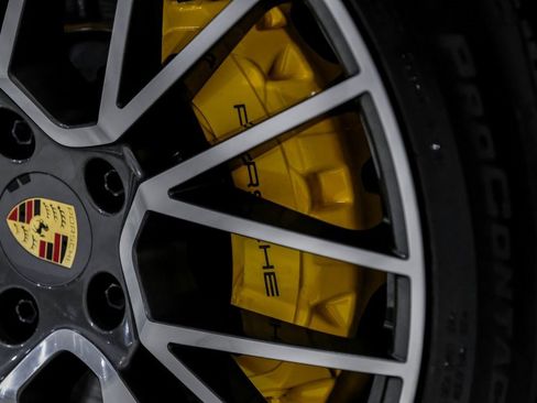 Used 2023 Porsche Cayenne image 69