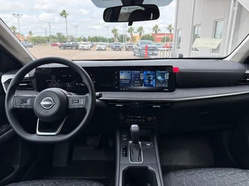 New 2026 Nissan Kicks SV w/ Cold Weather Package FWD image 27
