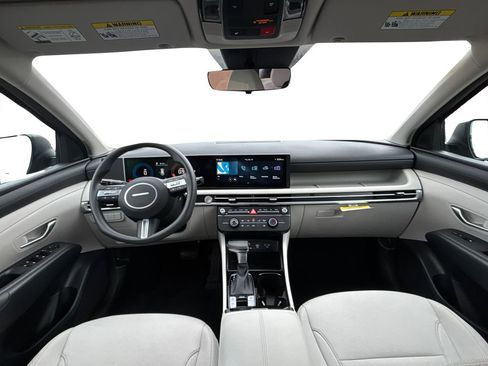 New 2026 Hyundai Tucson SE AWD/4WD image 17