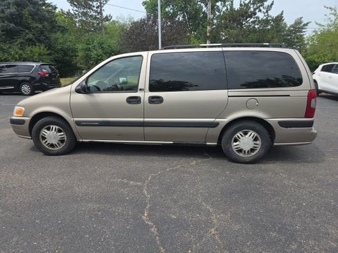 Used 2000 Chevrolet Venture LS FWD image 4