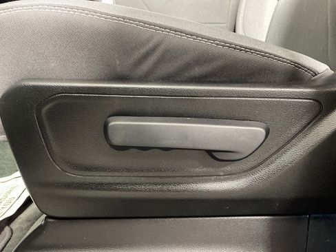 Used 2023 RAM 1500 Big Horn image 17