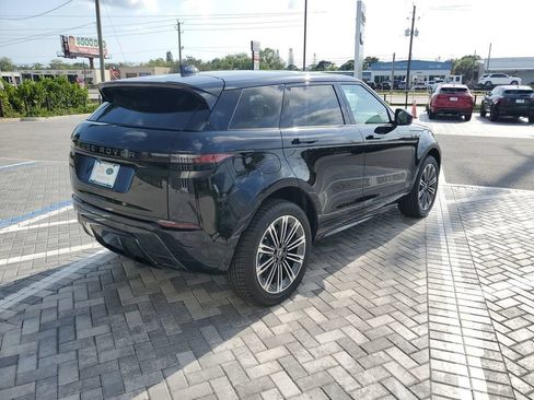 New 2026 Land Rover Range Rover Evoque Dynamic SE AWD/4WD image 5