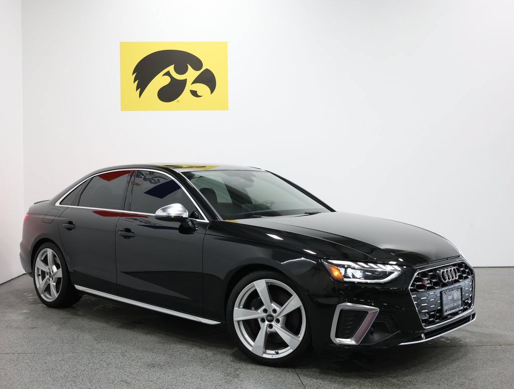 Used 2024 Audi S4 Premium Plus AWD/4WD image 2
