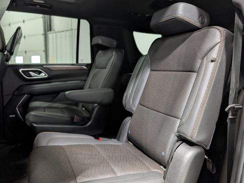 Used 2021 Chevrolet Suburban High Country image 17