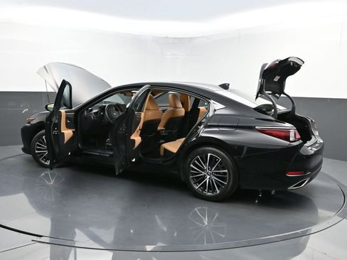 Used 2024 Lexus ES 350 w/ Premium Package image 41