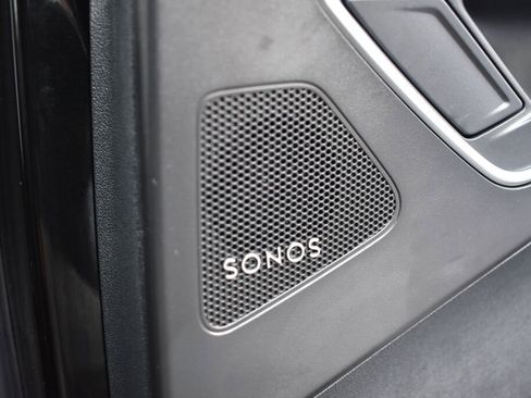 Used 2022 Audi Q4 e-tron Prestige image 25