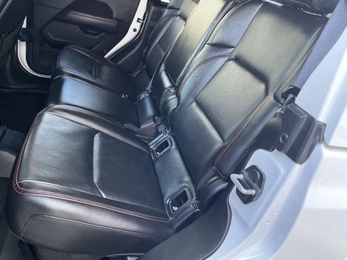 Used 2020 Jeep Gladiator Rubicon image 14