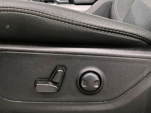 Used 2022 RAM 1500 Big Horn AWD/4WD image 39