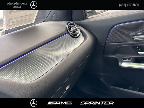 Used 2021 Mercedes-Benz GLA 250 4MATIC image 27