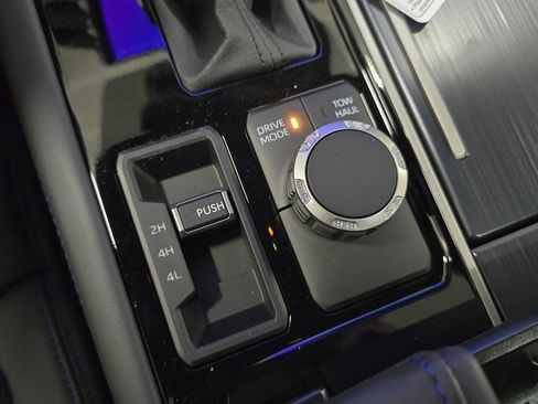 New 2026 Toyota Tundra Platinum image 8