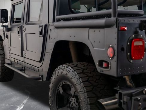 Used 1996 HUMMER H1 4-Door Hard Top image 18