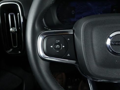 Used 2023 Volvo XC40 Recharge Ultimate w/ Protection Package Premier AWD/4WD image 10