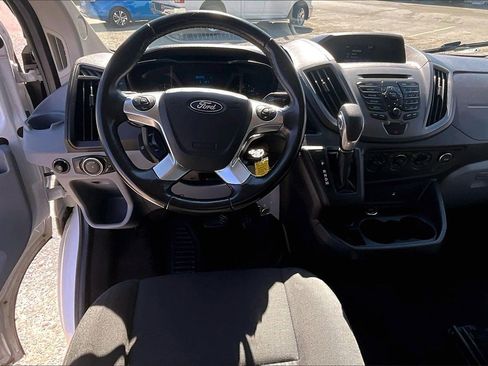 Used 2016 Ford Transit 150 XL image 5
