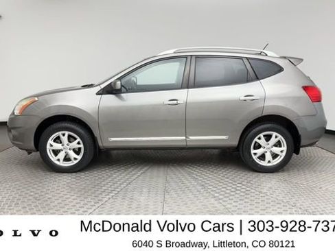 Used 2011 Nissan Rogue SV AWD/4WD image 5