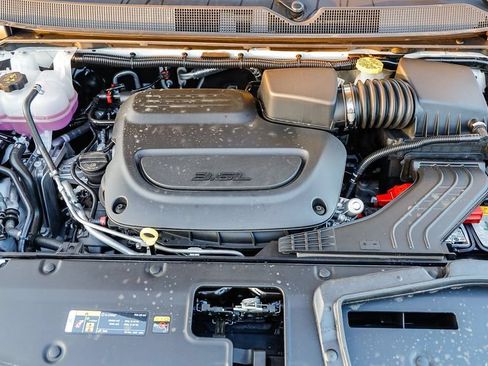 New 2027 Chrysler Pacifica Select FWD image 32