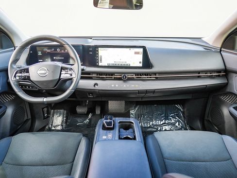 Used 2024 Nissan Ariya AWD image 14