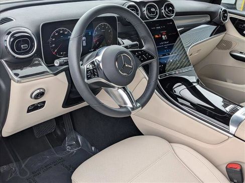 Used 2026 Mercedes-Benz GLC 300 4MATIC image 10