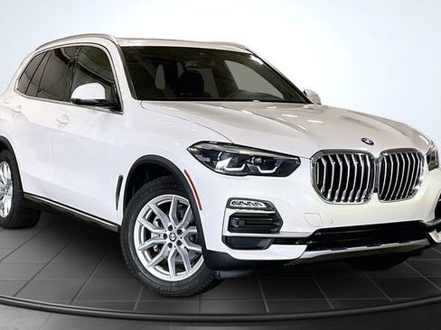 Used 2021 BMW X5 xDrive40i w/ Convenience Package AWD/4WD image 14