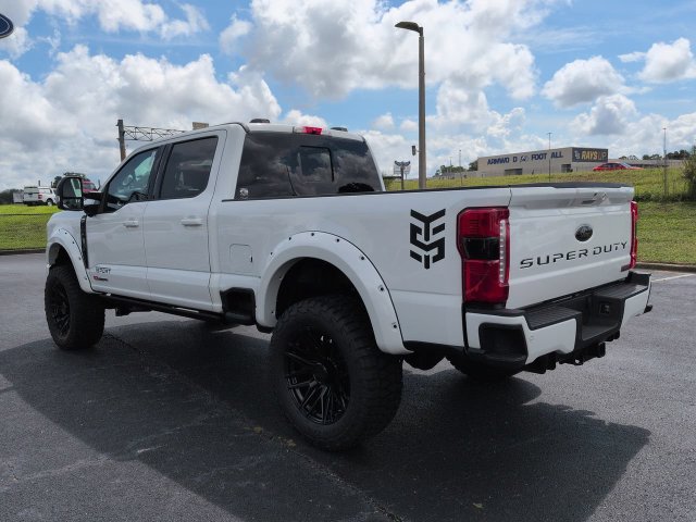New 2026 Ford F250 Lariat w/ Black Appearance Package AWD/4WD image 7