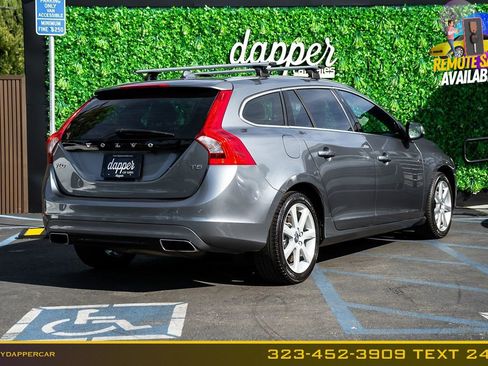 Used 2017 Volvo V60 T5 Platinum FWD image 5