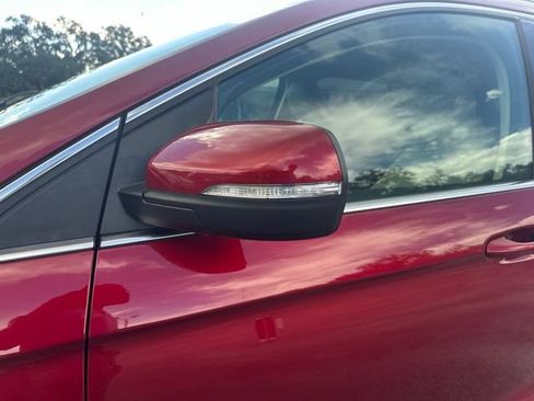 Used 2019 Ford Edge SEL w/ Equipment Group 201A FWD image 11