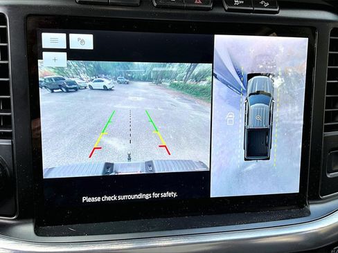 Used 2021 Ford F150 Lariat image 13