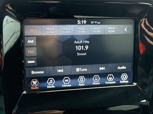 Used 2019 Jeep Compass Altitude image 18