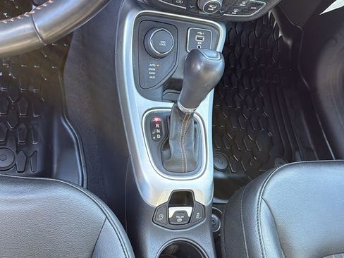 Used 2021 Jeep Compass Latitude w/ Convenience Group image 19