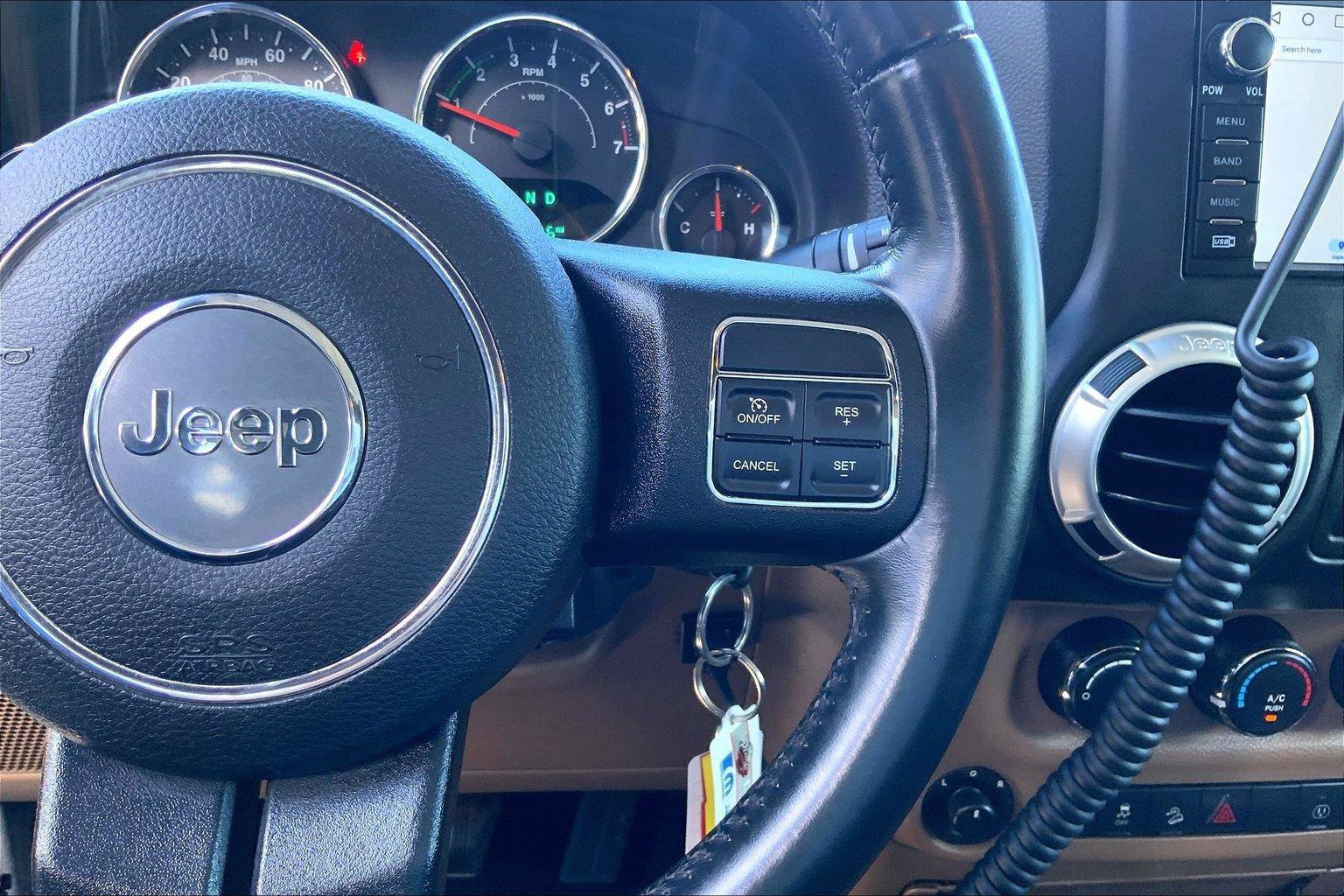 Certified 2016 Jeep Wrangler Rubicon w/ Power Convenience Group AWD/4WD image 19