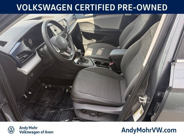 Used 2023 Volkswagen Taos SE FWD image 12