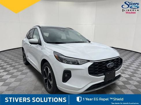 Used 2023 Ford Escape ST-Line Select w/ Tech Pack #2 image 3