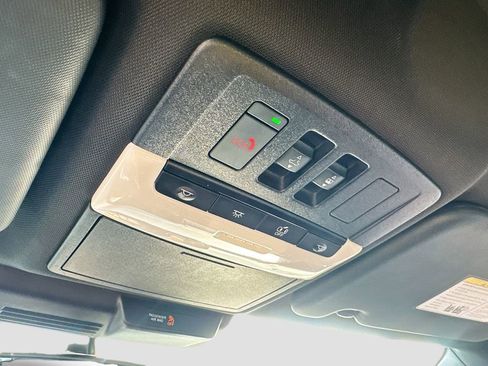 Used 2022 Mitsubishi Outlander SEL image 19