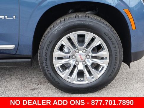 New 2026 GMC Yukon XL Denali w/ Sun & Power Step Package AWD/4WD image 11