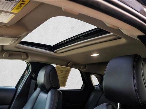 Used 2025 MAZDA CX-30 AWD 2.5 S w/ Preferred Package image 11