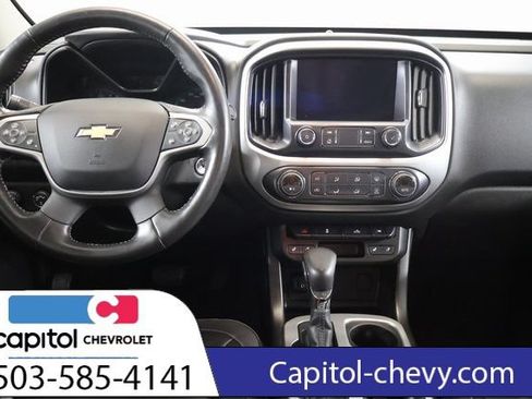 Used 2022 Chevrolet Colorado LT w/ Luxury Package AWD/4WD image 15