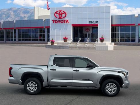New 2026 Toyota Tundra SR5 w/ SR5 Convenience Package AWD/4WD image 3