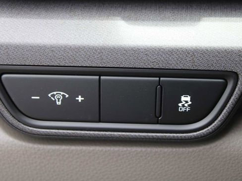 New 2025 Kia Carnival EX image 32