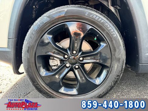 Used 2021 Jeep Compass Latitude FWD image 6