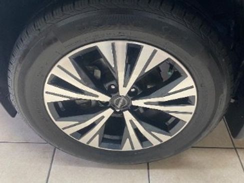 Used 2023 Nissan Rogue SV FWD image 28