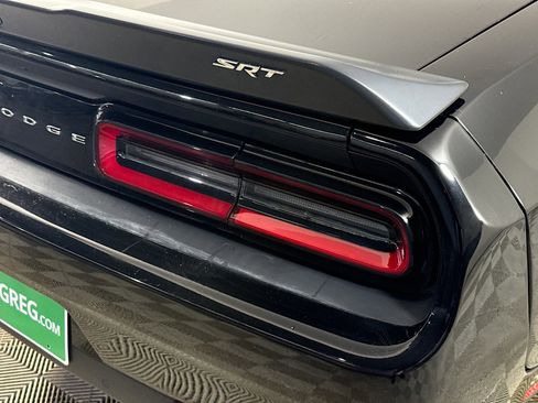 Used 2016 Dodge Challenger R/T Scat Pack w/ Leather Interior Group image 32