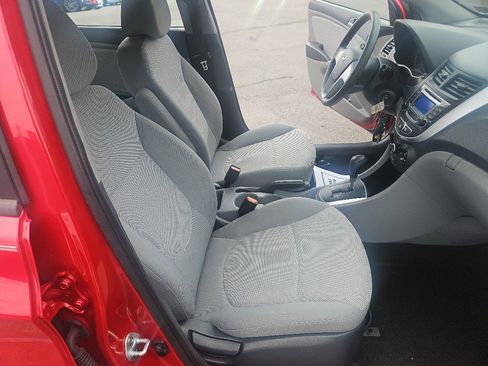 Used 2014 Hyundai Accent GLS image 15