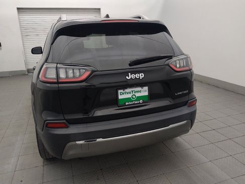 Used 2019 Jeep Cherokee Limited FWD image 6