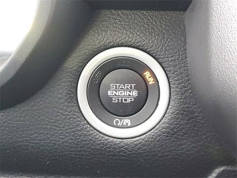 Used 2019 RAM 1500 Big Horn image 22