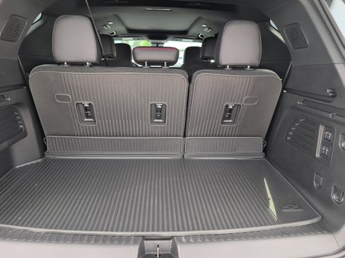 Used 2026 Chevrolet Traverse RS w/ LPO, Floor Liner Package image 7