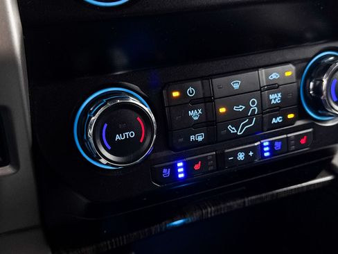 Used 2020 Ford F250 Lariat AWD/4WD image 27