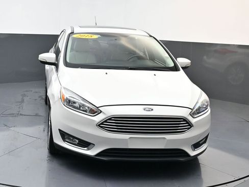 Used 2018 Ford Focus Titanium image 11