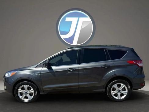 Used 2016 Ford Escape SE w/ Equipment Group 201A FWD image 17
